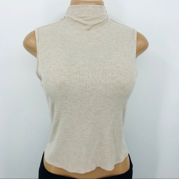 Turtle Neck Crop Top - Picture 2 of 6